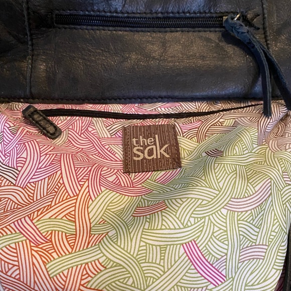 The Sak Leather Stitched Hobo Shoulder Bag - Picture 10 of 12